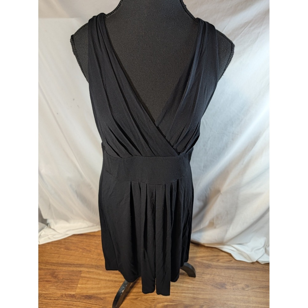 NWT Lucy & Laurel Size Large Sleeveless Black Dress